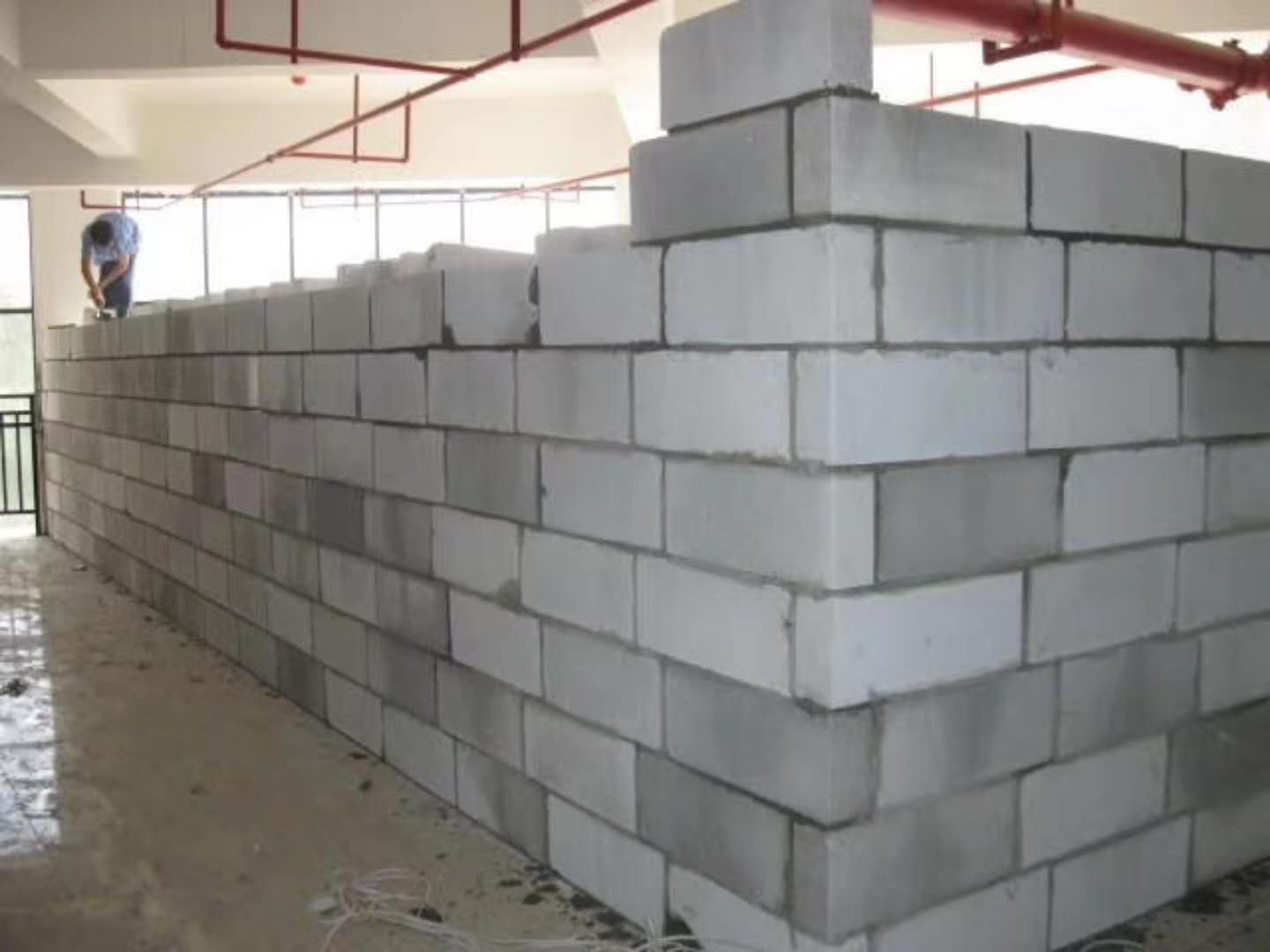 桦甸蒸压加气混凝土砌块承重墙静力和抗震性能的研究
